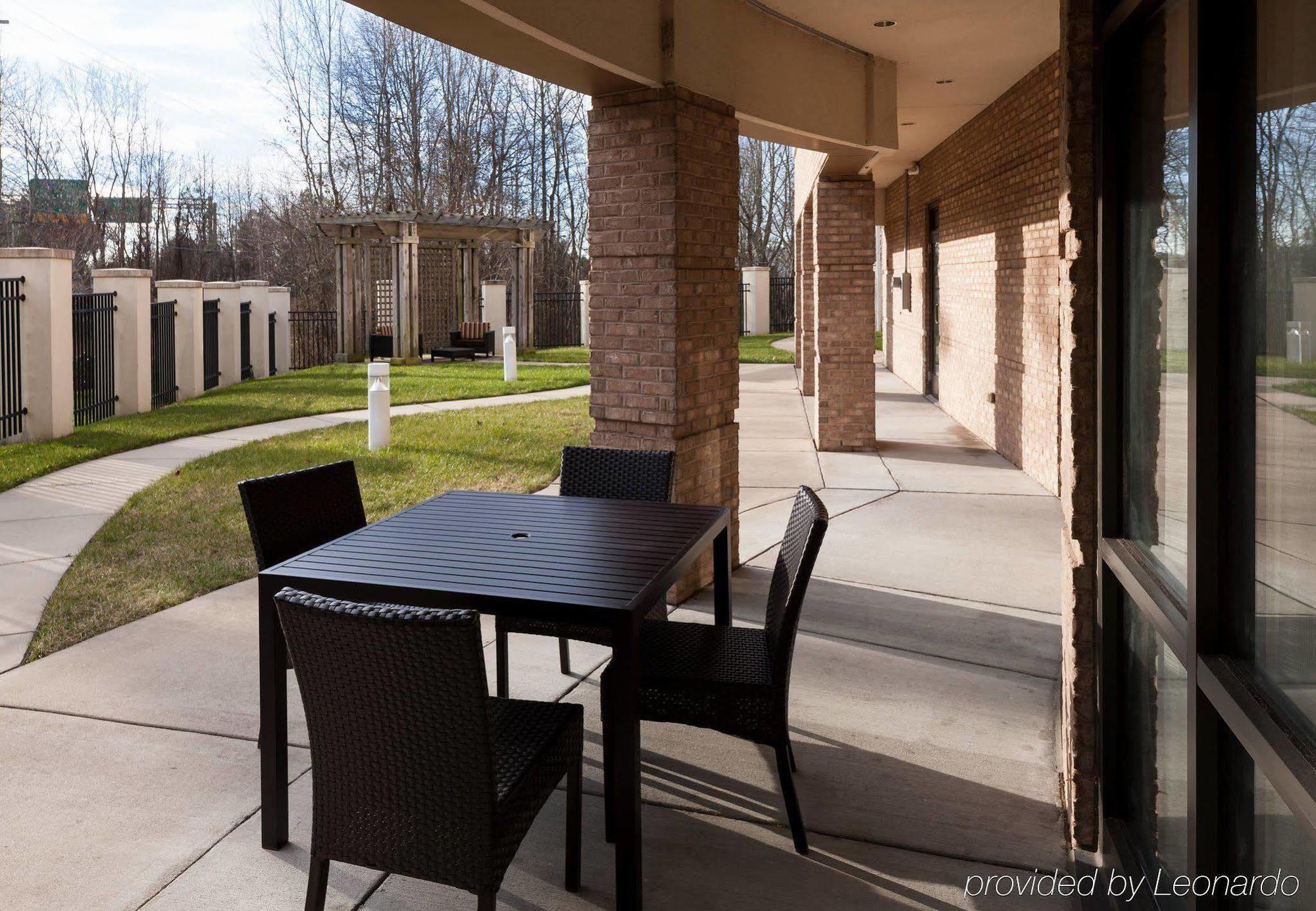 Courtyard Suffolk Chesapeake Hotel Exterior foto